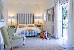 Yria Resort photo
