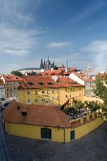 Archibald at the Charles Bridge photo